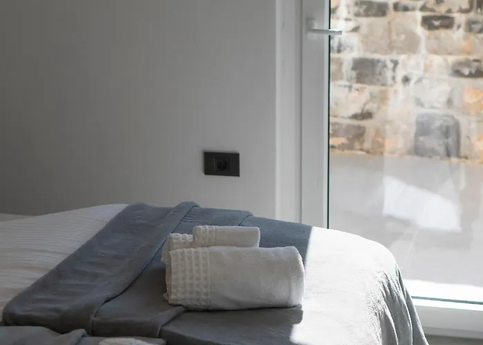 Rosemary Trieste Hermes Art