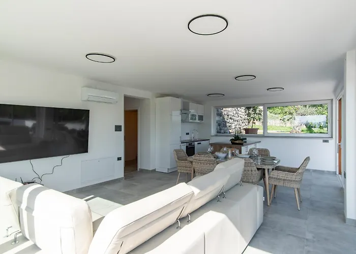 Rosemary Trieste Hermes Art Вилла