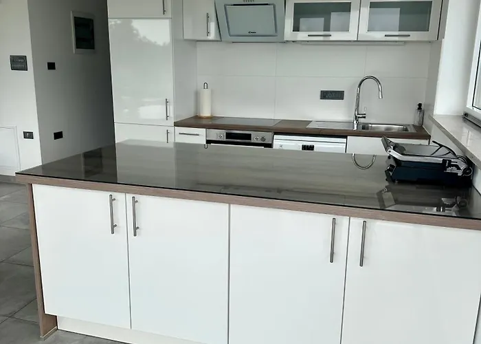 Rosemary Trieste Hermes Art Sežana